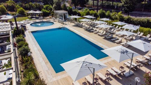 Holiday Inn Rome - Eur Parco Dei Medici by IHG, Roma