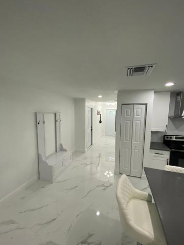 Mango Tree House in Lake Worth, USA