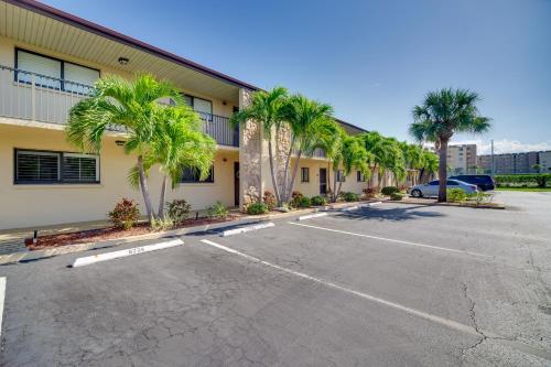 Cocoa Beach Condo with Community Pool and Hot Tub! thumb 3