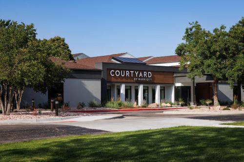 Hotel in South Denver  Courtyard by Marriott Denver South/Park Meadows Mall