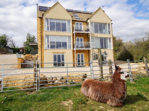 Beautiful Cotswold View - Apartment - Bourton on the Water