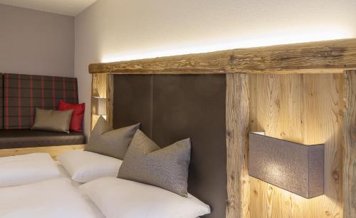 Hotel Anewandter Room Type - One-Bedroom Suite with Garden View