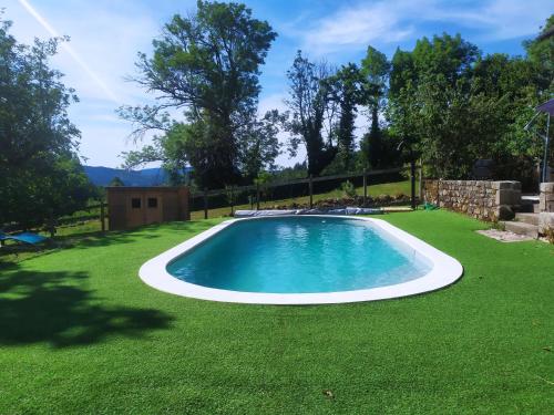 La grange de Salvaneix Gîte pour 15 personnes 7 chambres avec 6 sdb-6wc