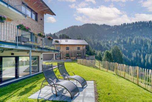  HUS23 with Wellness in Schröcken