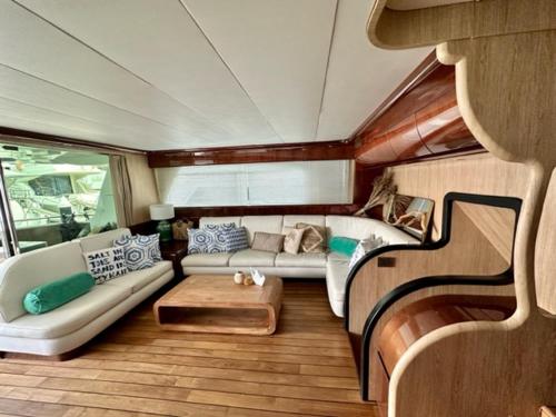 MotorYacht 21 avec équipage, Barcelona (zdjęcie 10)