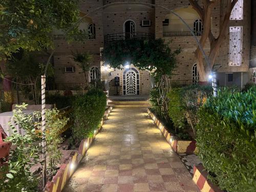 Photo - Elphardous Hotel