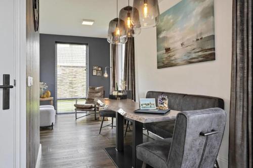  Prachtige vakantievilla Burdaard in Birdaard