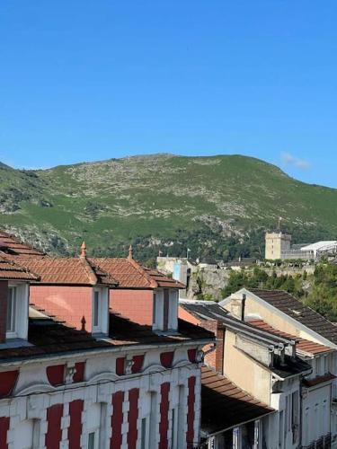 Vue sur le pic du Jer/Confortable/Calme - Location saisonnière - Lourdes