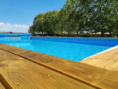 Le verger des noyer Relaxing getaway with private pool