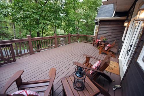 Deer Path Lodge - hot tub, spacious, game room, resort amenities