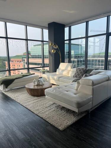 Modern Apt in Arlington