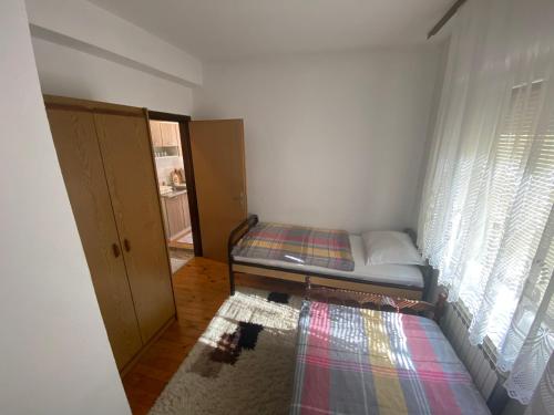 Lav Apartments - image 7