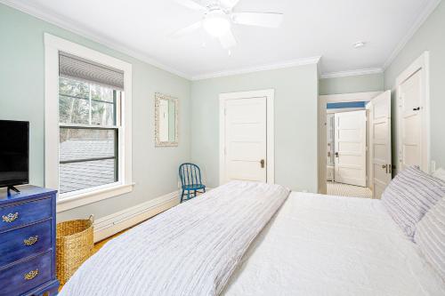 Harborwalk Lower and Upper Harborwalk Lower and Upper