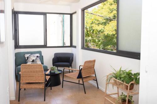 Balcony/terrace, lovely apartment in Ra'anana in Raanana