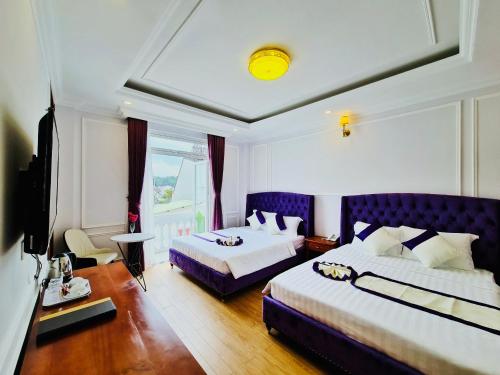 room detail thumbnail 0