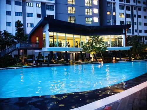 Swimming pool, M Centura Sentul 2 bedrooms with pool in Sentul