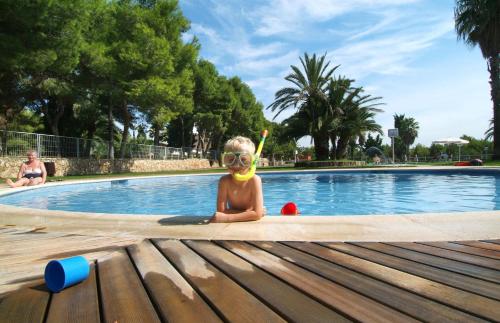 Camping Vilanova Park - Hotel - Vilanova I la Geltrú