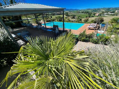  Slps 4 in 6 Gorgeous apts with Beautiful grounds pool jacuzzi Spoleto in Spoleto