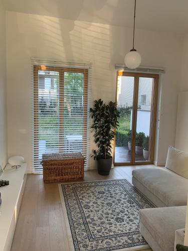 Luxury apartment, private terrace & FREE PARKING, Amberes (foto 7)