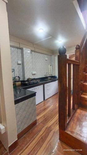 Kitchen, Tigerhill Homestay in Hillside