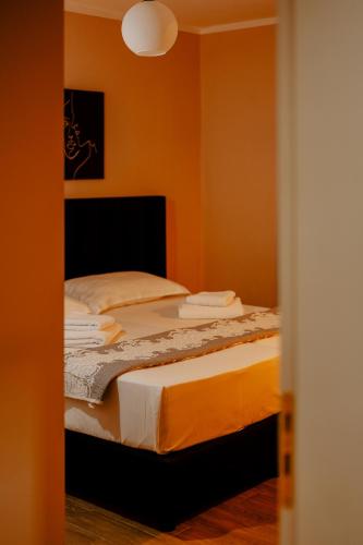 Gevin's Apartment, Tirana (Foto 8)