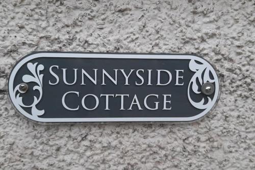 Sunnyside Cottage 2 Bedrooms 1 Bathroom 1 WC 2 Pets Welcome