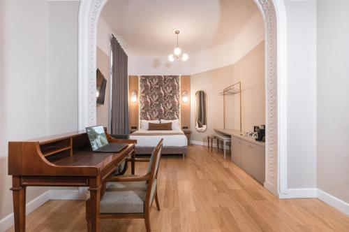 room detail thumbnail 0