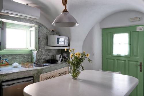 Mythos Traditional Stonehouse 3