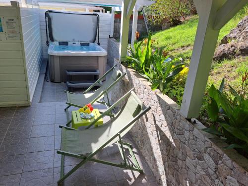 VILLA CANA avec SPA -Proche bourg - Calme - sans coupures d'eau in Terre-de-Haut