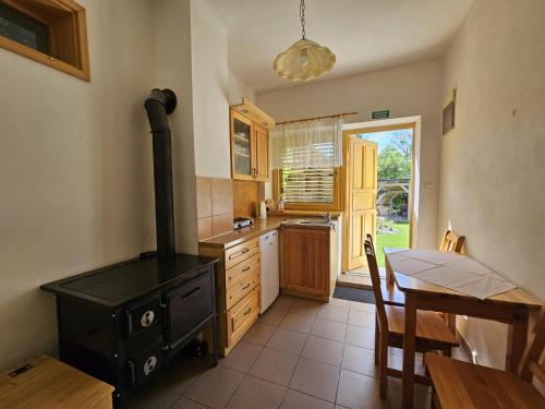 Studio (4 Adults)