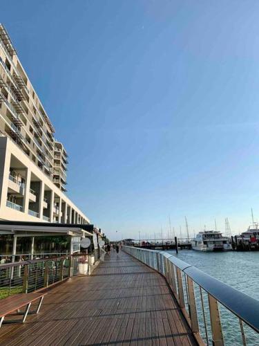 Oasis at Harbour lights Cairns