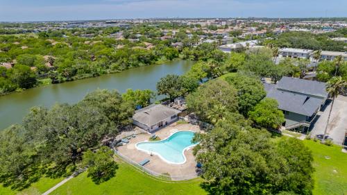 The Texas Pearl The Texas Pearl