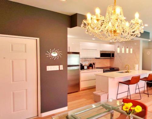 Brand New Luxury Private Pool Villa Quartz - 5 mins walk to #Sapphire Beach in Red Hook