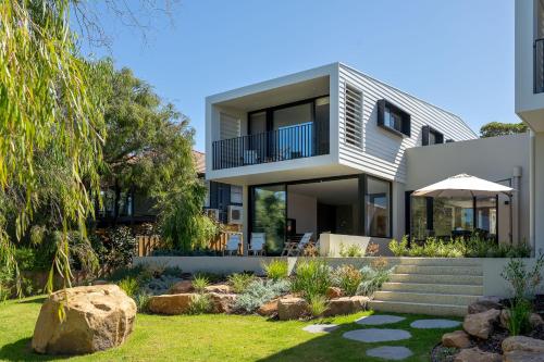 Novella I Private Properties