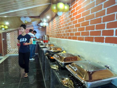 Hotel Wood Stock Luxury - A Boutique Property - Penthouse - Open Air Restaurant & Terrace