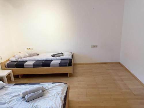Guestroom, Gemutliche Apartments mit Balkon in Niederstotzingen