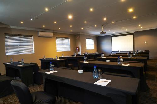 Meeting room / ballrooms, INANI Hotels Gallagher  in Midrand