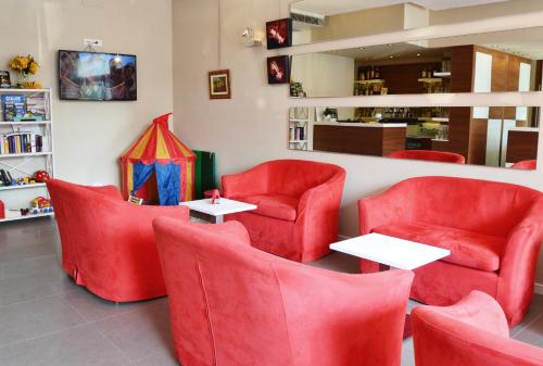 Hotel Midi - image 9
