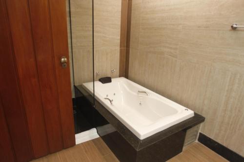 arimabaru beach resort gushiken 2988 3 okinawa main island japan jp 905 0201 bunprasop garden hotel