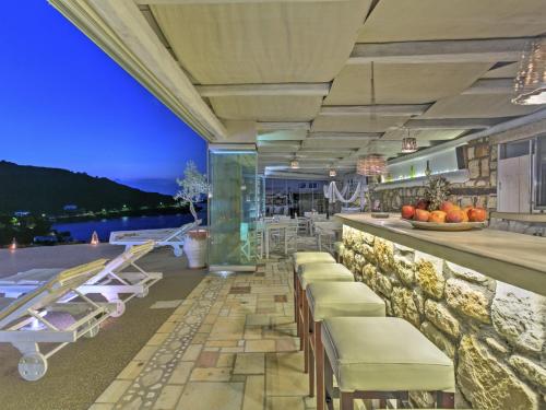 Eirini Luxury Hotel Villas