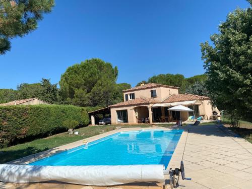 Villa Provençale piscine privée - Location, gîte - Saint-Maximin-la-Sainte-Baume