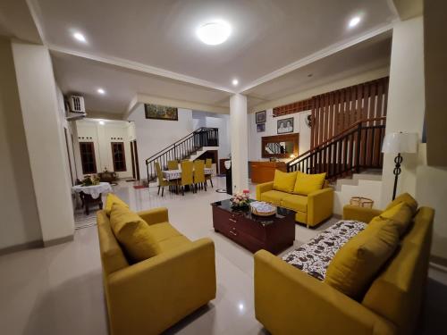Omah Nayan Guesthouse – Yogyakarta, IA