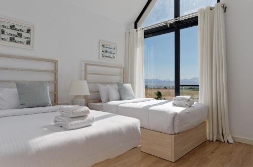 Villa with Sea View image 3