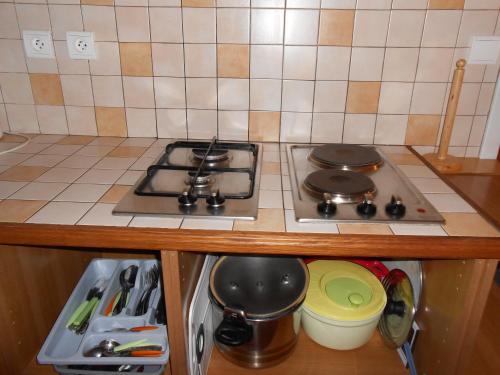 location MIRANDE 2 chambres 4 couchages 9 quartier Pon in Laruns