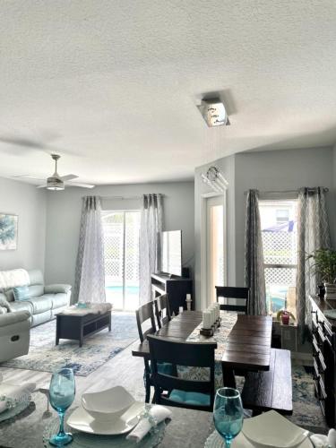 Holiday Home image 10