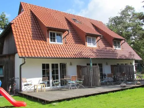 Hus Hiddensee Eckhaus A in Vitte, Deutschland