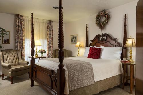 The Roosevelt Inn Stop at The Roosevelt Inn to discover the wonders of Coeur DAlene (ID). The hotel offers a high standard of service and amenities to suit the individual needs of all travelers. Facilities for disable