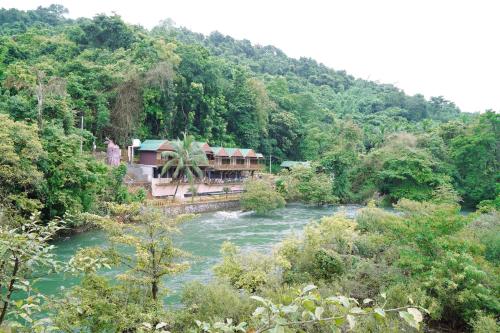 Mazhavilkadu ForestResort & Restaurant