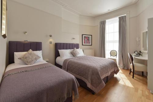 Harlingford Hotel – London, 