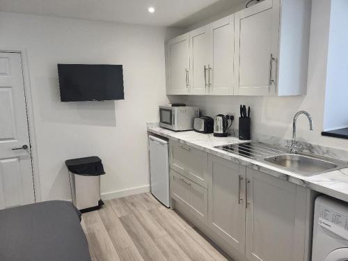 บริการและสิ่งอำนวยความสะดวก, The Cosy Nook in เรดดิทช์